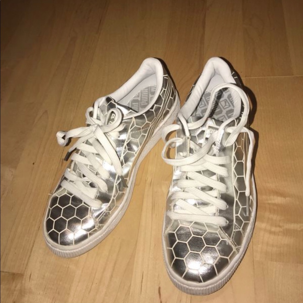 Silver puma never before used size 5.5/6